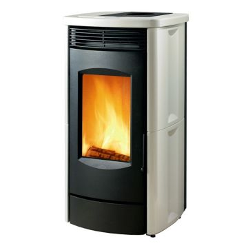 Stufa a Legna ad Aria Ventilata 8,5 Kw MONTEGRAPPA PIROGA